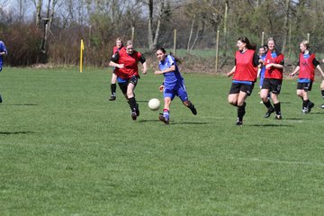 Bild 126 - Frauen am 10.4.11